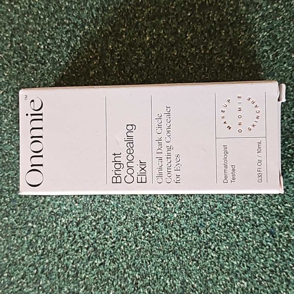 ONOMIE Bright concealing elixir